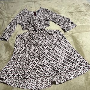 V-Neckline Front Knot Twist Front And Cut Out Mid Drif Dress